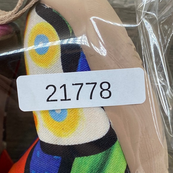 UIN Women Art Travel Slip On Sneakers Multicolor Abstract Floral Size 8.5 - Picture 10 of 10